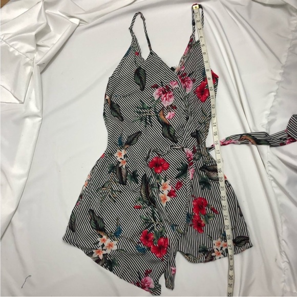 Dress forum wrap front shorts romper floral & stripe girly vacation boho resort - Picture 10 of 14